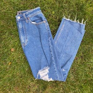 Abercrombie & Fitch Straight Ankle Jeans